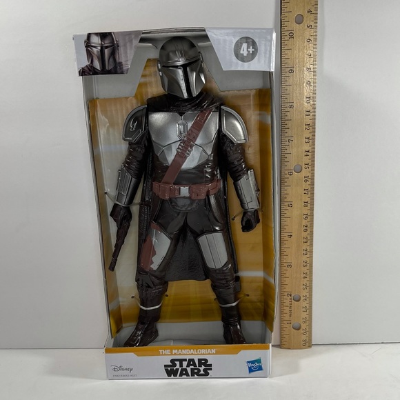 THE MANDALORIAN 9" action figure Star Wars Disney Hasbro 2021 age 4+ NEW - Picture 7 of 12